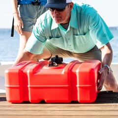 Scepter 9 Gallon EPA and CARB Certified OEM Portable Gas Can with Hard Cap