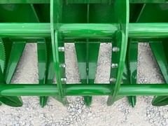 Proworks 72″ Root Rake Clam Grapple Attachment John Deere Compact Tractor Loader