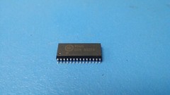 (2 PCS) W243G IC WORKS Low Skew Clock Driver SOIC-28
