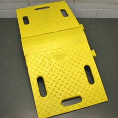 Checkers Diamondback Modular Ramp Bridge UHB2025, 3″ Channel, Cable Hose Wire
