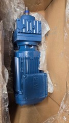 SEW-EURODRIVE R37 DRN90L4 2.0-HP RPM-1767/72 CT300-1800rpm Gear Motor 25:1