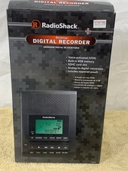 RadioShack Desktop 4GB Digital VOX Voice Recorder w/ SD Card Slot #1400214