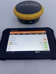 Geomax Zenith60 Pro & Zenius08 8” Tablet w/ GNSS
