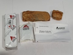 (NEW IN BOX) – OEM AGCO Paddle Chopper Knife Kit ACW0901140 Tractor Parts