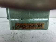 Hytrol 4AC-10-1-RH RH Hand Gear Reducer 10:1 Ratio USED