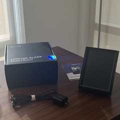 Looking Glass Portrait Holographic display w/ Box