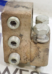 New Westinghouse 451D243G01 300MCM to 400MCM Terminal Lug