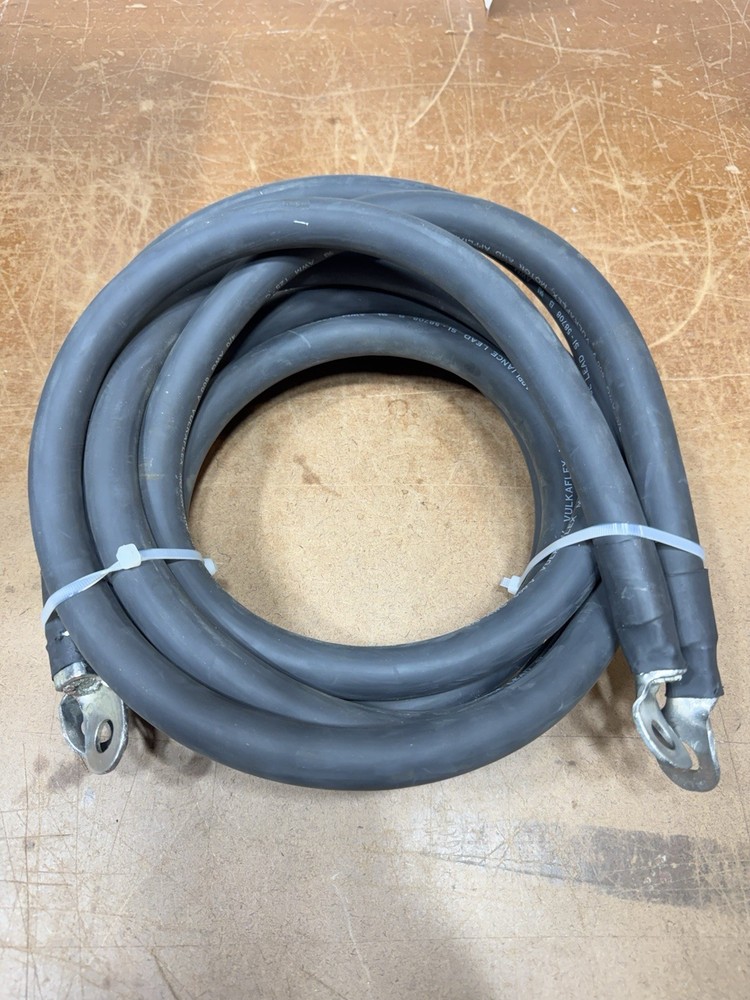 Set Of 2 8 Feet 10 Inches 4/0 AWG 600 V Welding Leads With Lugs Stranded Cable