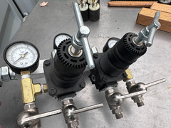 ARROW PNEUMATIC Dual R352T 125 Regulators / Manifold w/F386W Filter