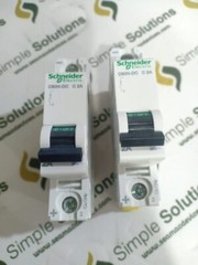 LOT 10 PCS Schneider A9N61502 miniature circuit breaker C60H-DC 1P 2A 250V DC