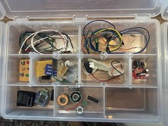 Lot:HAKKO FX-888 120V, Electronic SparkFun, 100s Of Items LOOK See Photos