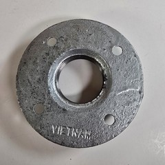 Galvanized Floor Flang 1-1/2″ STZ 749 New