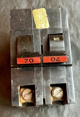 FPE NA270 – Federal Pacific NA 240V Stab-Lok Circuit Breaker 70 AMP 2 POLE Red