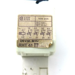 RHT41 – TELEMECANIQUE – RHT 41 / Relay Timed Used W/ 2R8651 Block