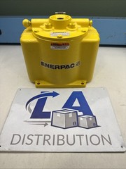 NEW ENERPAC P50 Hand Pump, 1 Speed,5,000 psi,200 cu in W/OUT HANDLE