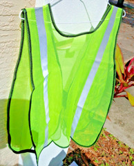Yellow w gray high vis reflective strips breathable mesh safety vest, new