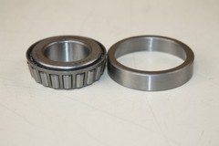 (8) L44643 / L44610 Bearing NEW