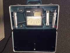 Alnor 6000 Velometer in original Alnor case tested and working