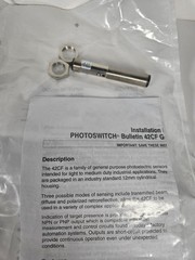 New Allen-Bradley 42CF-D1LPA1-D4 Diffuse Sensor Ser A Rockwell Automation Module