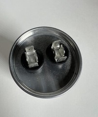 4 PCS 70uf x 370 VAC Multi-Purpose Run Capacitor, 50/60Hz ±5 % of Tolerances