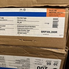 Eaton BRP30L200R Outdoor Main Lug 200 A 30 space 60 circuits 3 wire