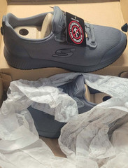 Womens Skechers Memory Foam 77222 SQUAD SR Slip Resistant Work Shoes Gray Size 7