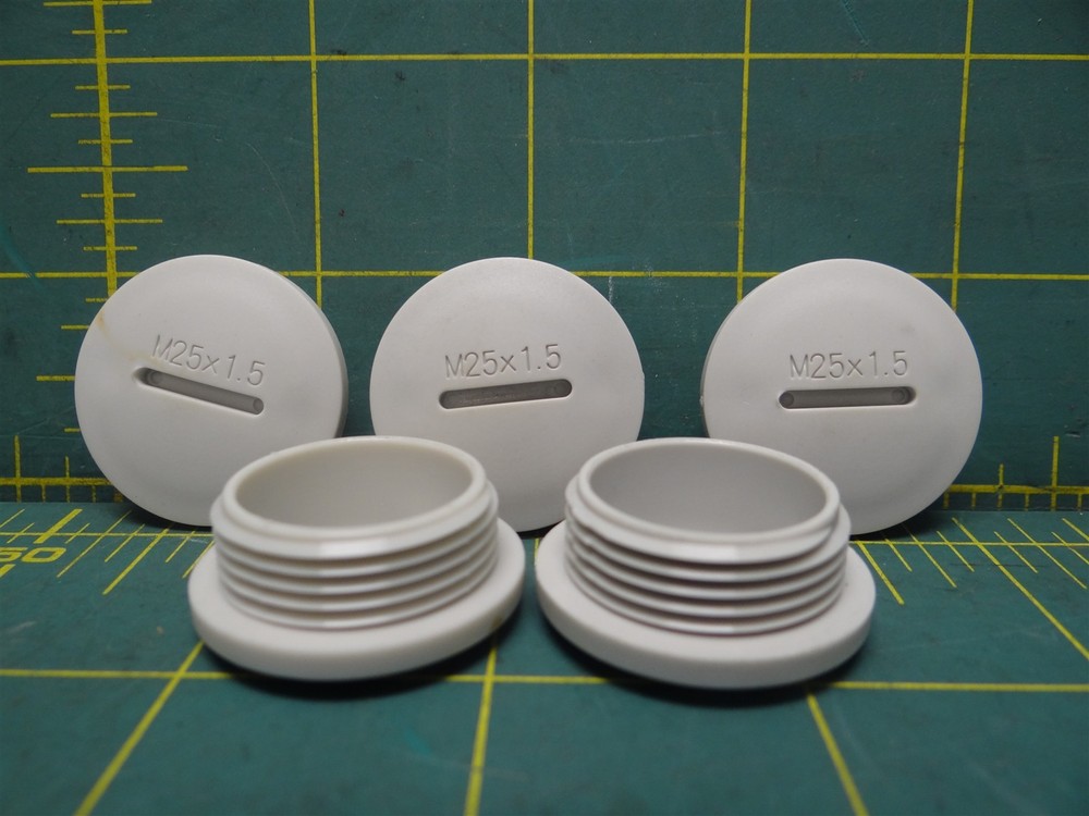 (Qty: 5) M25x1.5 Threaded Hole Closing Plug Polyamide Nylon Beige 1-1/4″ Cap Dia