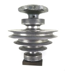 Clausing 8520 / 8525 Milling Machine Center Pulley & Knob Assy 560-016 (Inv. #1)