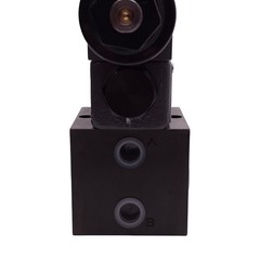Tokyo Keiki DG4V-3-2A-U-H-100 Solenoid Valve, 35MPa, 3/8in NPT, 24VDC Coil
