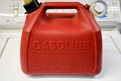 Vintage Pre Ban Rubbermaid Gott 2.5 Gallon Vented SpoutGas Fuel Can 1226 USA