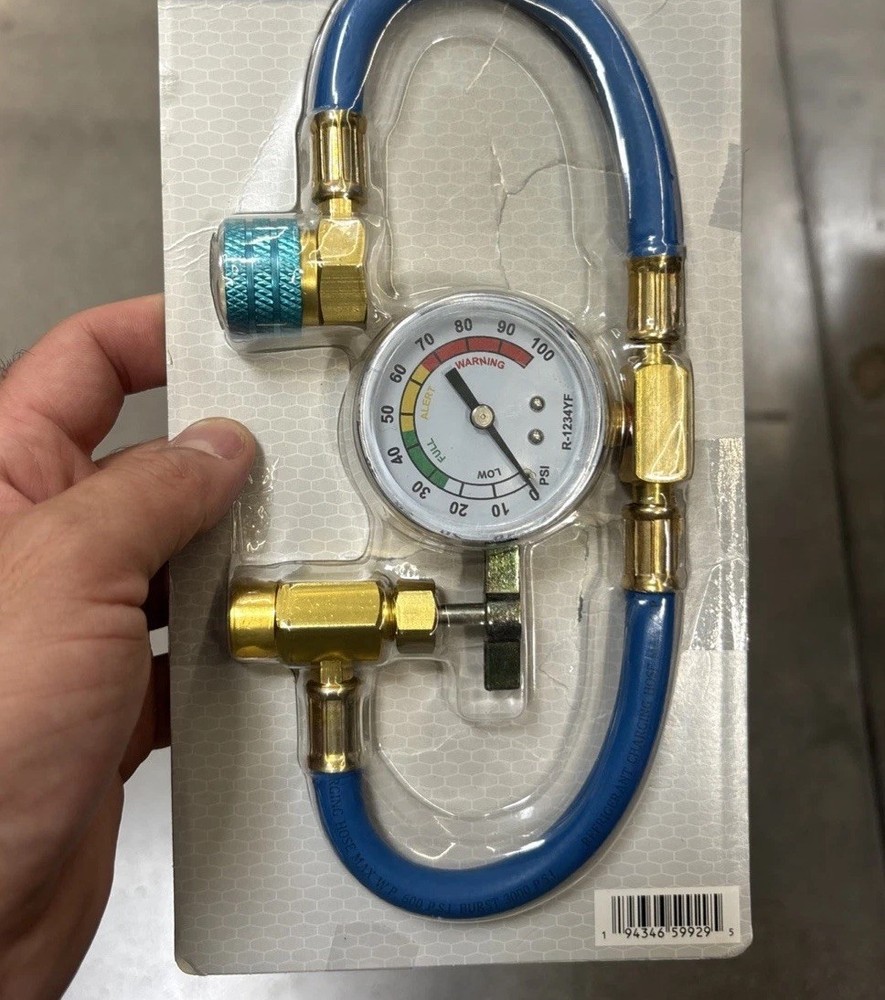 Super Tech R-1234YF Refrigerant Charging Hose with Gauge