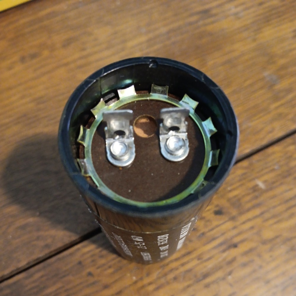 MEPCO/ELECTRA 3535B2B0021C330A2 Motor Starter Capacitor 330 VAC 21-25 MFD,