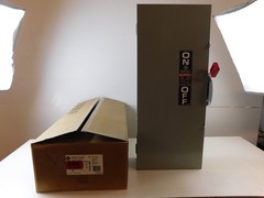 GE TH3224 Safety Switches