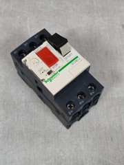 LOT 2PCS SCHNEIDER ELECTRIC GV2ME16 MOTOR CIRCUIT BREAKER