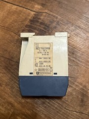 Telemecanique Time Relay RE2-TA1205B / 24V / 5-100 Sec / Good Condition