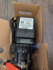 Stenner 170DM3 220V Dual Head Metering Pump 80 GPD 25 PSI Open Box