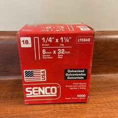 Senco Galvanized Finish Staples L15BAB 1/4″ X 1 1/4″ USA, 4 Pounds, 18 Gauge