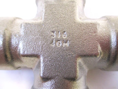 SWAGELOK , SS-8-CS , 1/2″ FNPT SST CROSS , SURPLUS