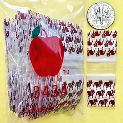 3434 MINI DESIGN ZIP BAGS 3/4″ X 3/4″ / 100PCS / 36 DSN TO CHOOSE, READ DETAILS