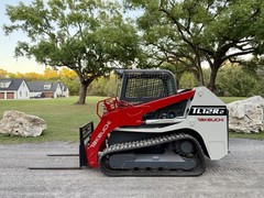 2022 TAKEUCHI TL12R2 SKID STEER LOADER – JOYSTICKS – BACKUP CAM – HUGE MACHINE!!