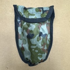 UNUSED Retractable Metal Shovel + Nylon Camouflage Bag