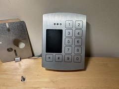 Lenel BT-ASPKP-HID iCLASS Smart Card Reader W/ Electronic Keypad – Wiegand