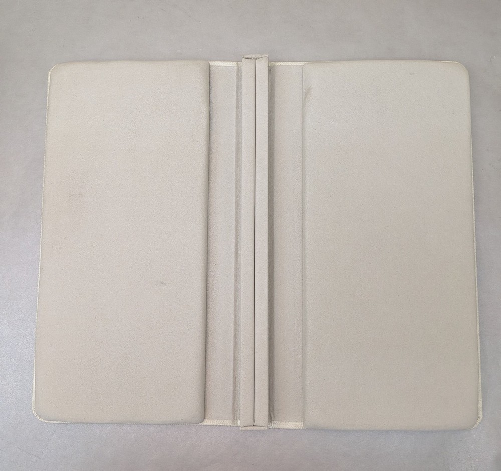 Jewelry Countertop Presentation Pad Chrome Platinum & Novasuede Light Grey