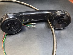 7 A 1060 DUKANE Armored Telephone Intercom Handset only 705-40-329