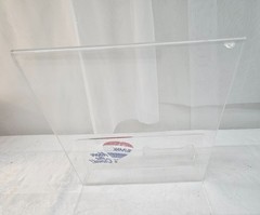 Official RE/MAX Brochure and Business Card Plexi Relator Display