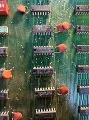 National Semiconductor Chips. AD40004, SN74LS, MM2102 Vintage white gold Ceramic