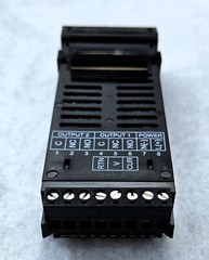 OMEGA CNI3253-C24 UNIVERSAL INPUT HIGH ACCURACY TEMPERATURE DIN PID CONTROLLER