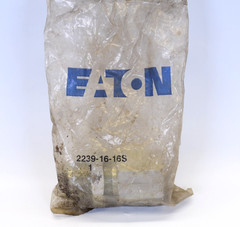 Eaton Aeroquip 2239-16-16S Flare Adapter -16 Female NPTF x -16 Male Steel