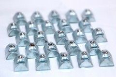 8020 EQUIVALENT 5/16-18 Drop-In T-nut for 15 Series Pack/25 #3917-25