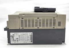 TELEMECANIQUE ALTIVAR 71 ATV71HU75N4 7.5kW 10HP 380/480 V VARIABLE SPEED DRIVE